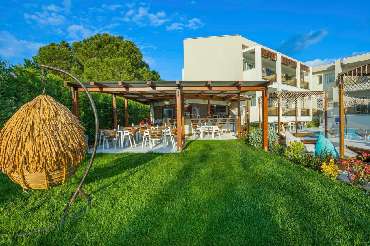Mirablue Luxury Residences Pefkochori Exterior foto